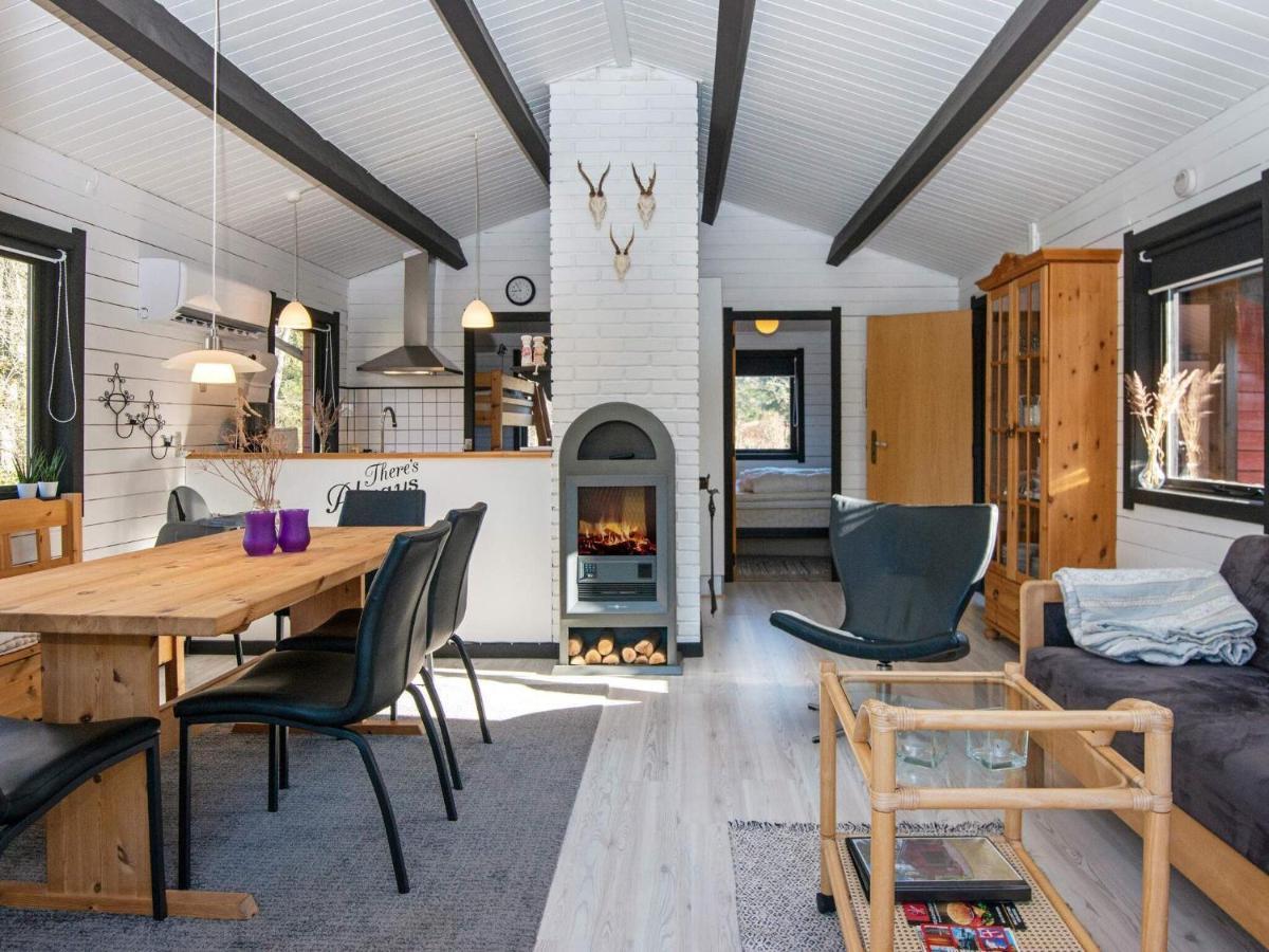 4 Person Holiday Home In Nibe Eksteriør billede